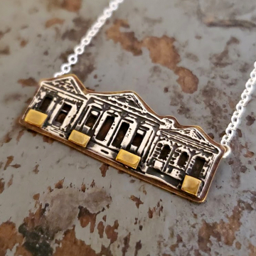 Shotgun houses necklace