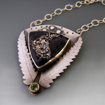 Druzy and peridot : sold