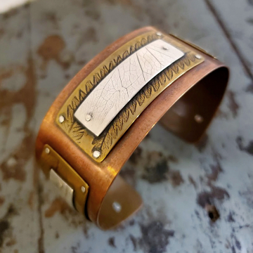 3 Layered Nature Cuff, Medium